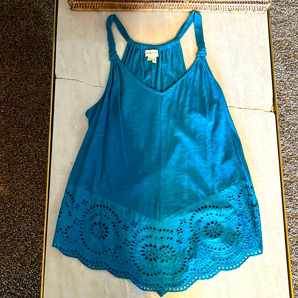 Anthropologie shirt, good condition
